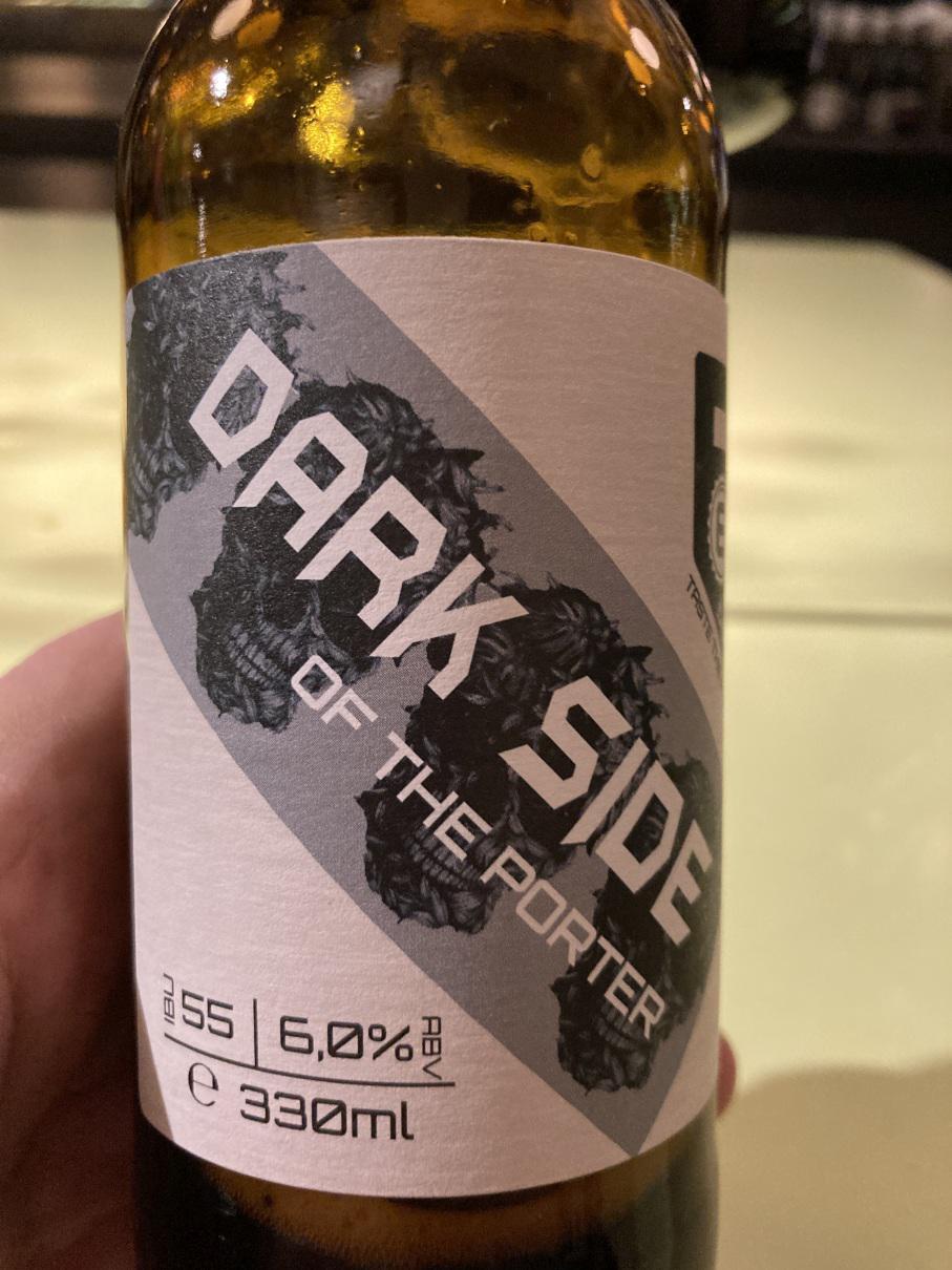 6 Beers Brewing Darkside of the Porter Bier Guide